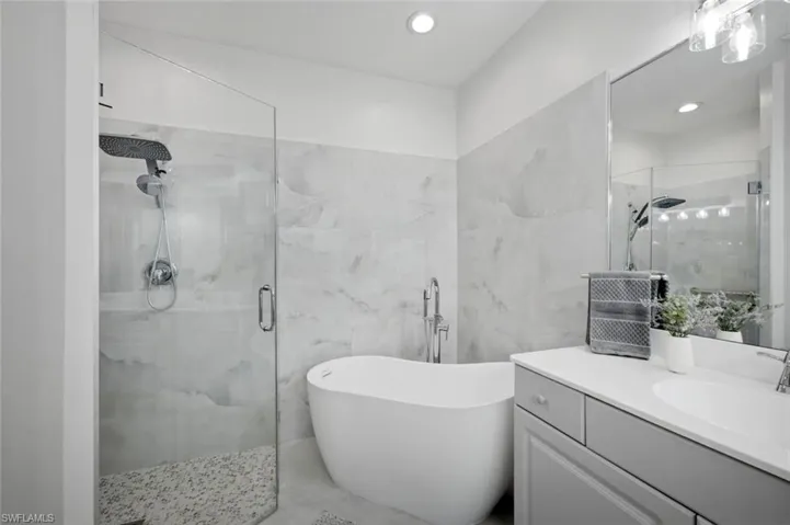 6305 Wilshire Pines Cir 503, Naples, Florida 34109