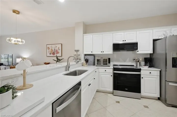 6305 Wilshire Pines Cir 503, Naples, Florida 34109