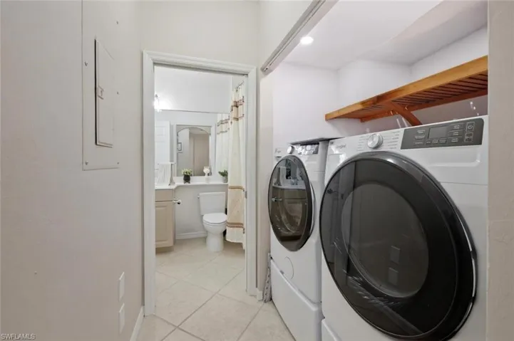 6305 Wilshire Pines Cir 503, Naples, Florida 34109