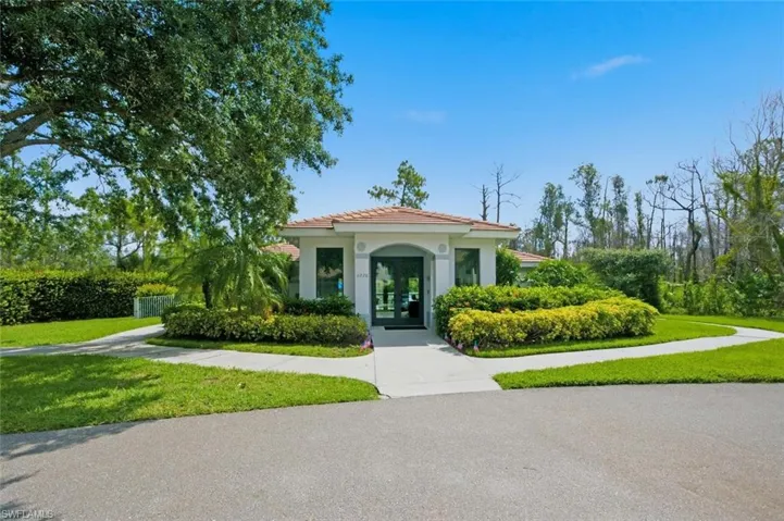 6305 Wilshire Pines Cir 503, Naples, Florida 34109