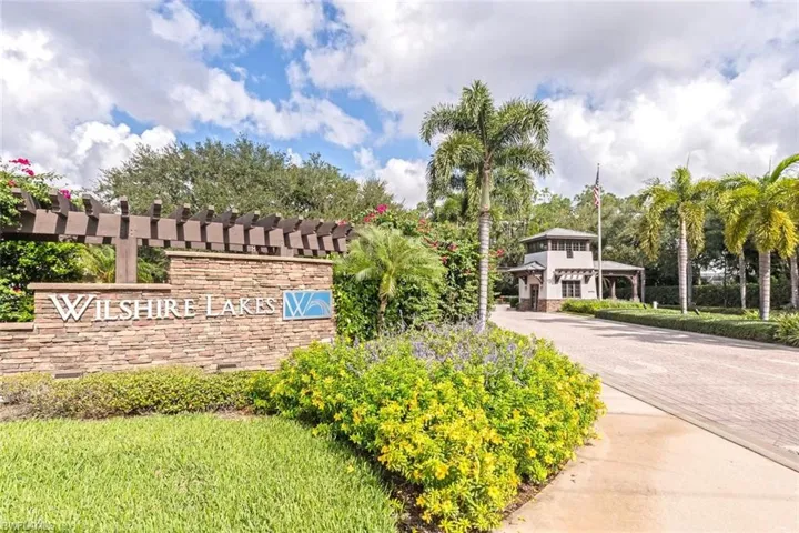 6305 Wilshire Pines Cir 503, Naples, Florida 34109