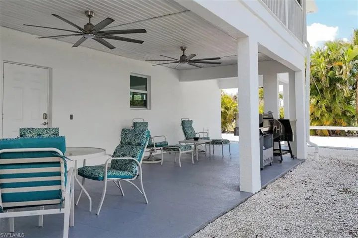 2932 Buttonwood Key Ct, St. James City, Florida 33956