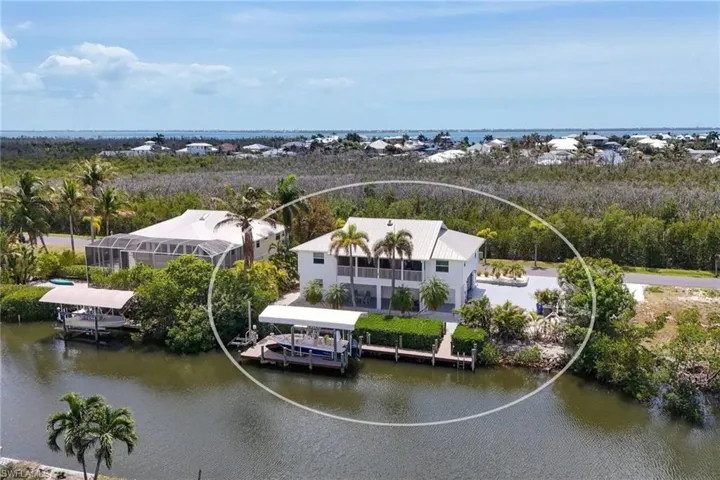 2932 Buttonwood Key Ct, St. James City, Florida 33956