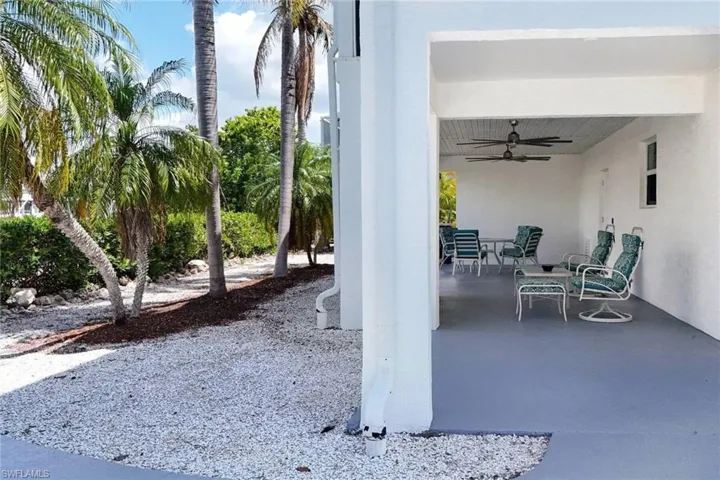 2932 Buttonwood Key Ct, St. James City, Florida 33956