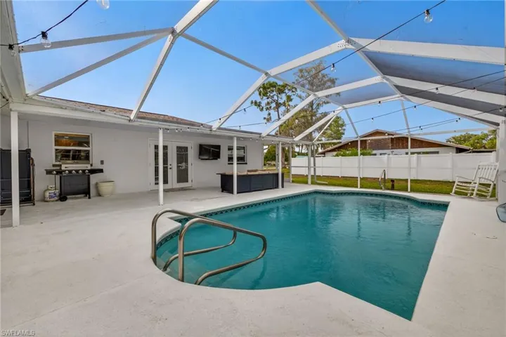 2333 Dover Ave, Fort Myers, Florida 33907