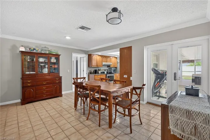 2333 Dover Ave, Fort Myers, Florida 33907
