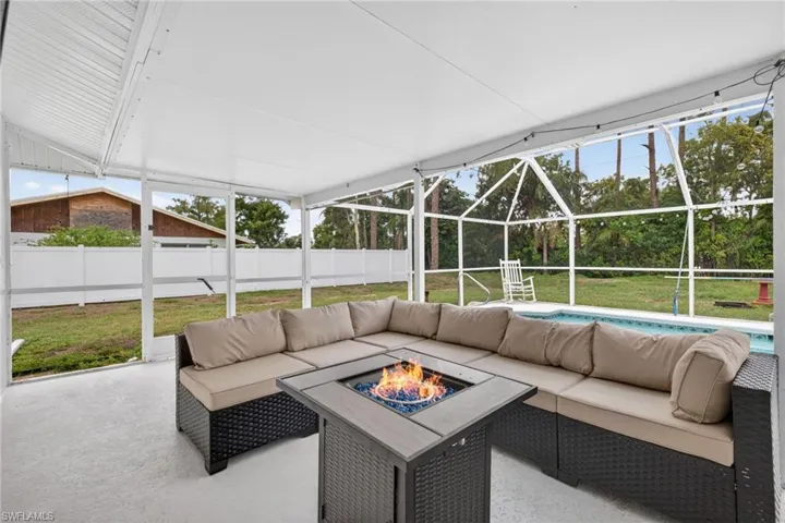 2333 Dover Ave, Fort Myers, Florida 33907