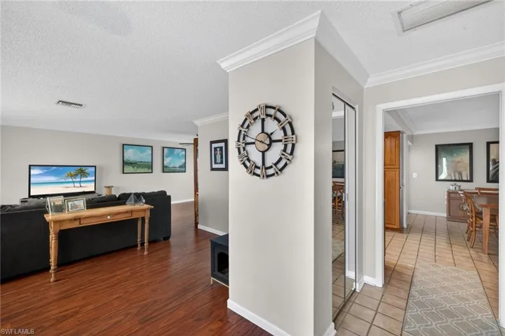 2333 Dover Ave, Fort Myers, Florida 33907