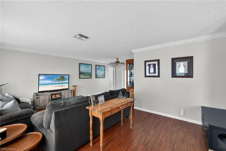 2333 Dover Ave, Fort Myers, Florida 33907