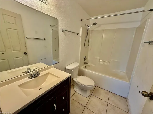 4718/4720  Golfview  BLVD, Lehigh Acres, FL 33973