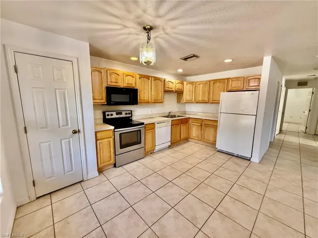 4718/4720  Golfview  BLVD, Lehigh Acres, FL 33973
