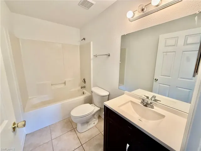 4718/4720  Golfview  BLVD, Lehigh Acres, FL 33973