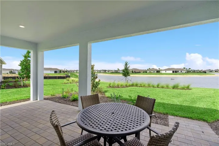 17911 Shade Tree Loop, Punta Gorda, Florida 33982
