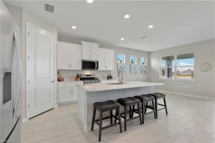 17911 Shade Tree Loop, Punta Gorda, Florida 33982