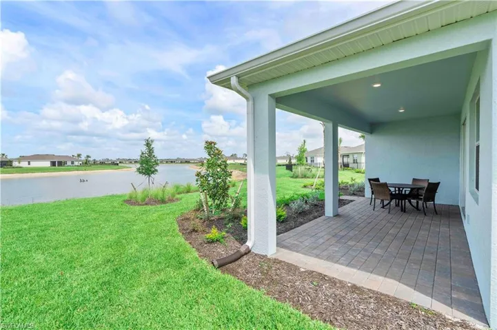 17911 Shade Tree Loop, Punta Gorda, Florida 33982