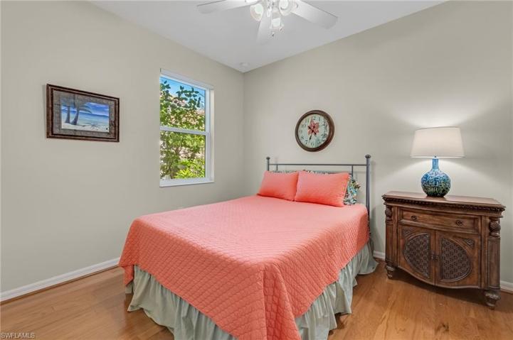 Bedroom 3 (closet)