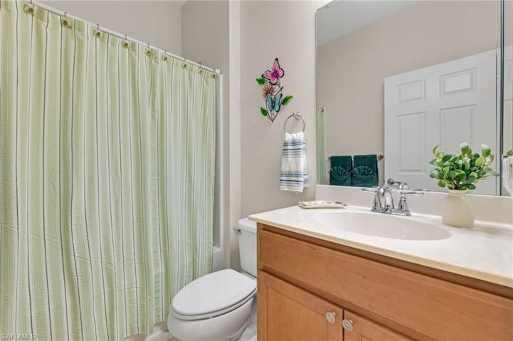 Bath 2 shower/tub