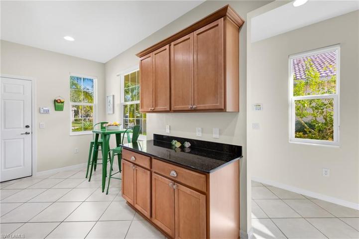 Eat In Kitchen