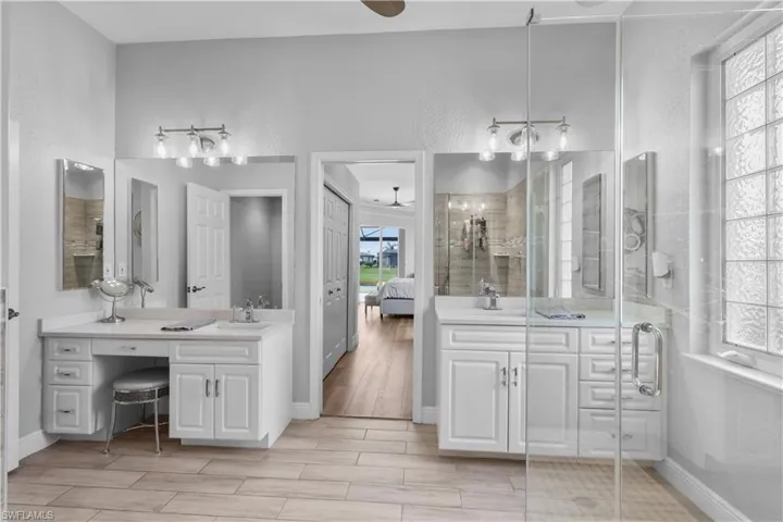 11809 Royal Tee Ct, Cape Coral, Florida 33991