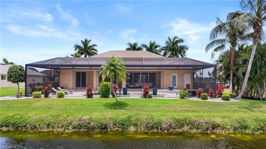 11809 Royal Tee Ct, Cape Coral, Florida 33991