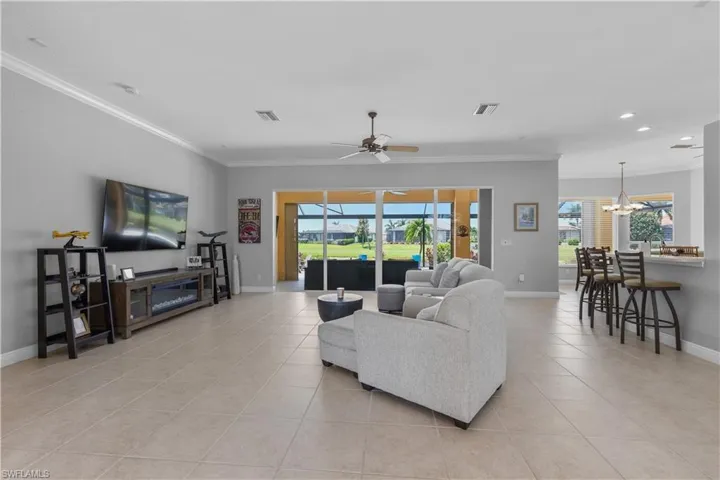 11809 Royal Tee Ct, Cape Coral, Florida 33991