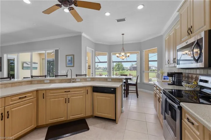 11809 Royal Tee Ct, Cape Coral, Florida 33991