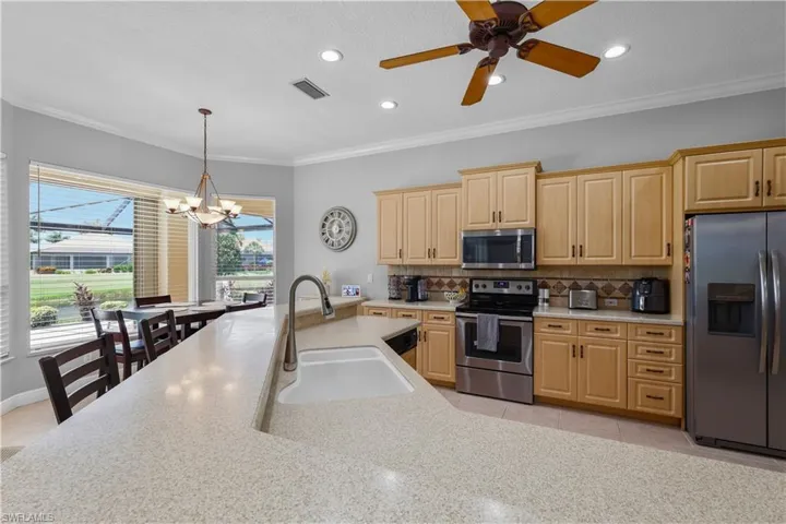 11809 Royal Tee Ct, Cape Coral, Florida 33991