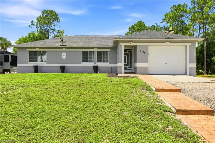 4225 16th St Ne, Naples, Florida 34120