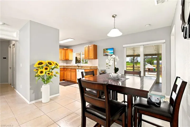 4225 16th St Ne, Naples, Florida 34120