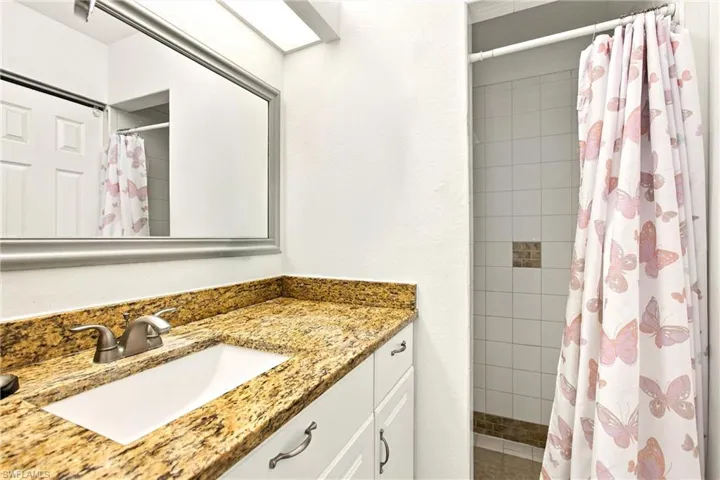 4225 16th St Ne, Naples, Florida 34120