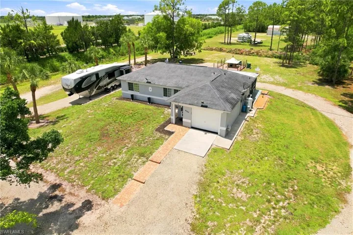 4225 16th St Ne, Naples, Florida 34120