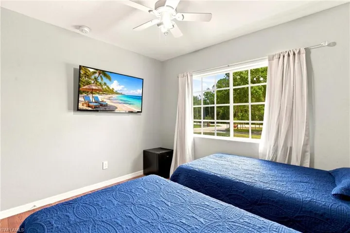 4225 16th St Ne, Naples, Florida 34120