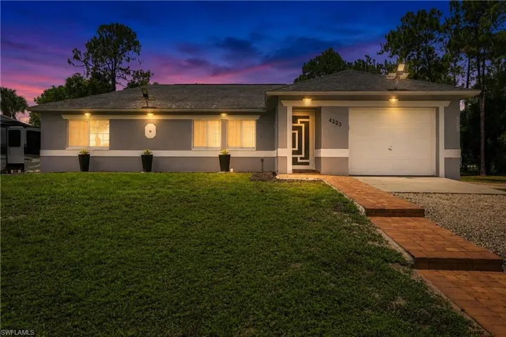 4225 16th St Ne, Naples, Florida 34120