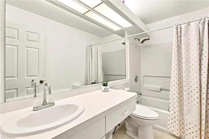 4225 16th St Ne, Naples, Florida 34120