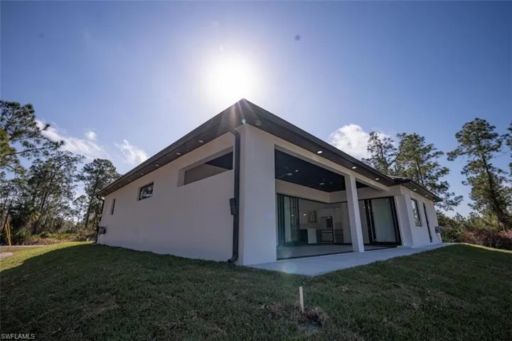1207 Magnolia Ave, Lehigh Acres, Florida 33972