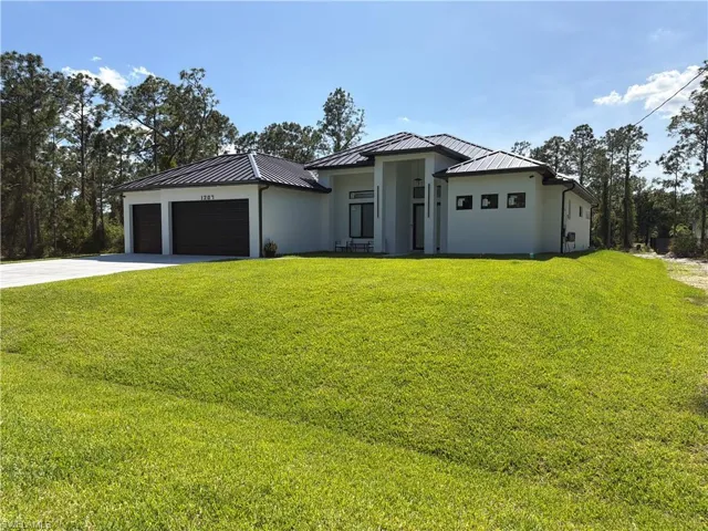 1207 Magnolia Ave, Lehigh Acres, Florida 33972