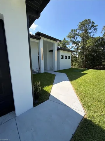 1207 Magnolia Ave, Lehigh Acres, Florida 33972