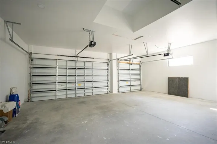 3 car garage