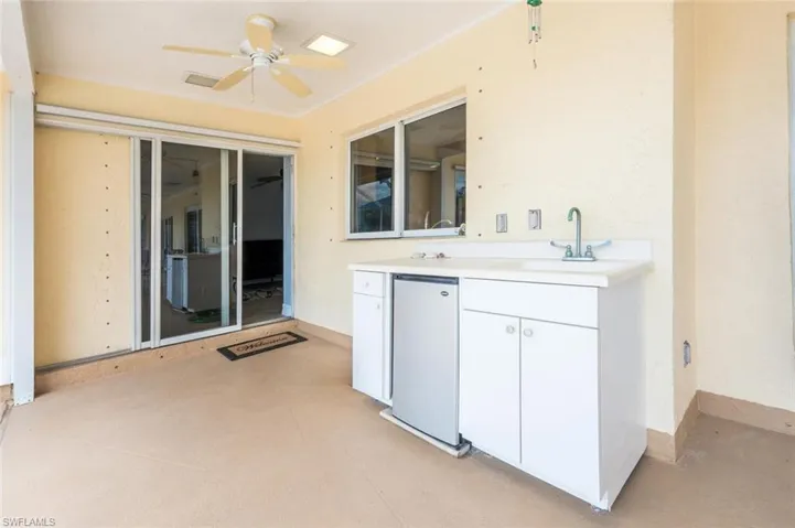 Outdoor Kitchen