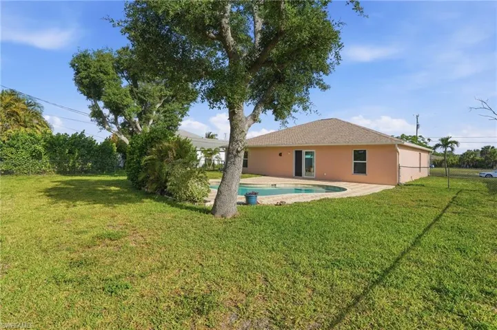 2004 NE 5th  TER, Cape Coral, FL 33909