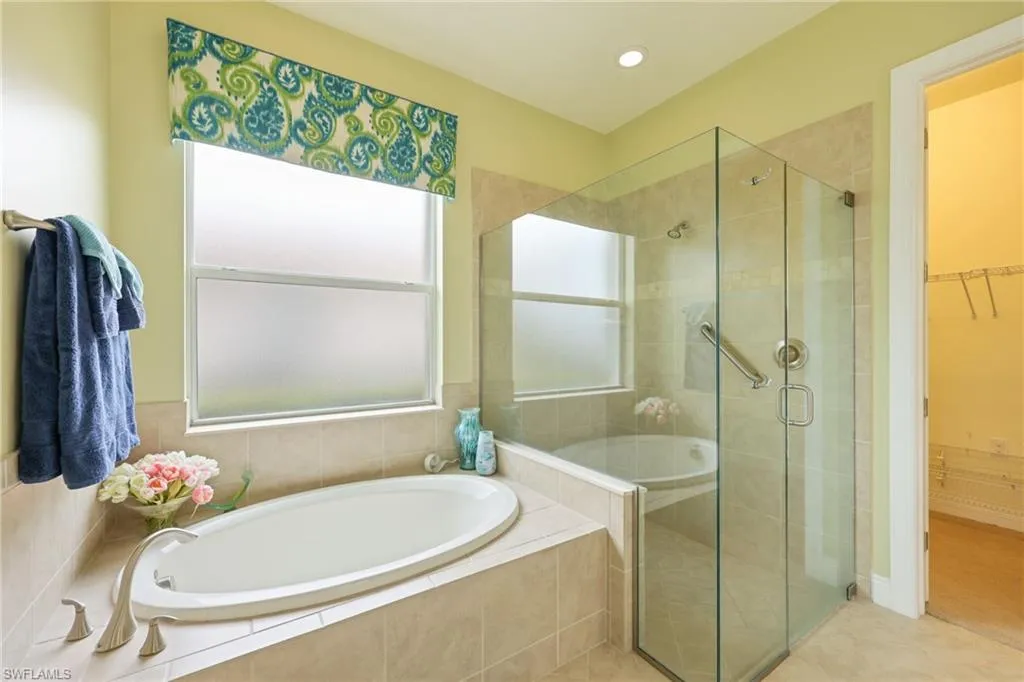 11619 Giulia DR, Fort Myers, FL 33913,225035190