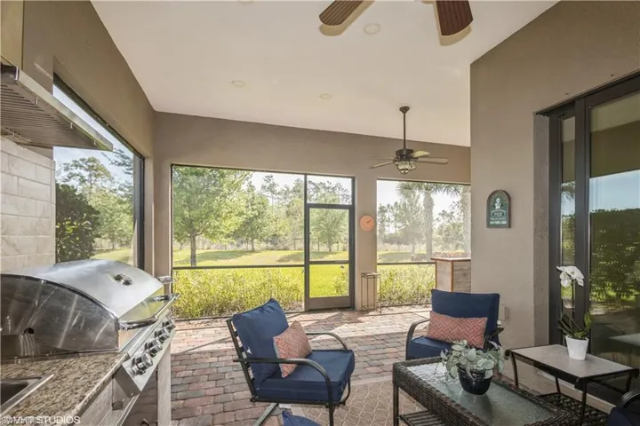 LARGE OUTSIDE LIVING ROOM