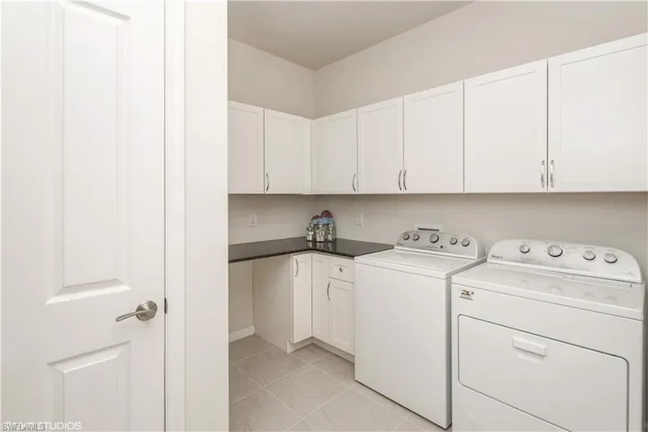 GENEROUS LAUNDRY ROOM