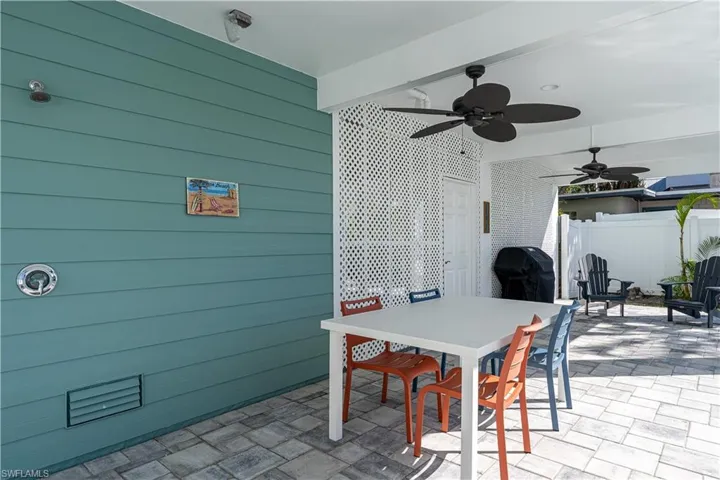 233 Delmar Ave, Fort Myers Beach, Florida 33931