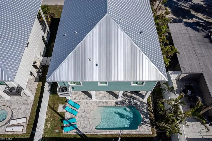 233 Delmar Ave, Fort Myers Beach, Florida 33931