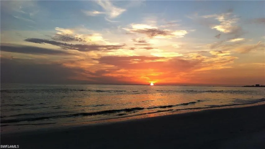 233 Delmar Ave, Fort Myers Beach, Florida 33931