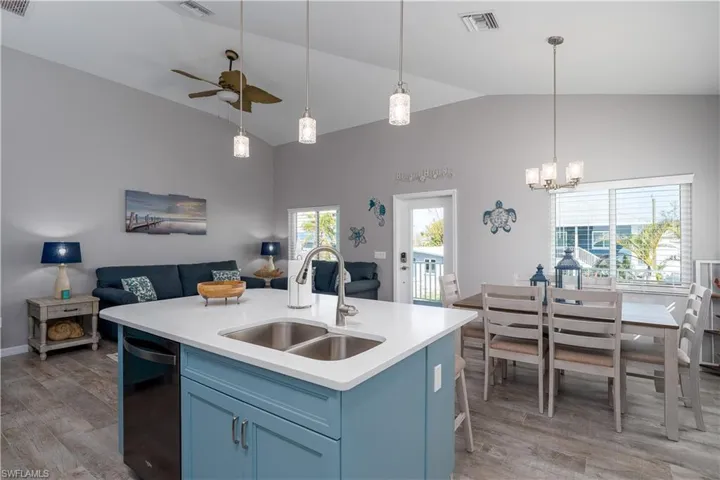 233 Delmar Ave, Fort Myers Beach, Florida 33931