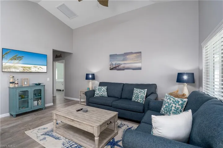 233 Delmar Ave, Fort Myers Beach, Florida 33931