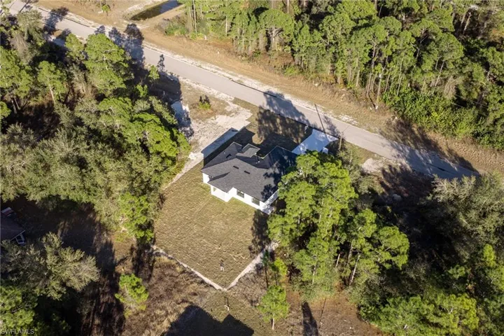 Aerial view of property and surrounding area