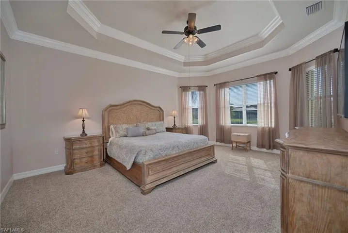 MASTER BEDROOM EN SUITE WITH TRANQUIL VIEWS. ENTIRE HOUSE FRESHLY PAINTED.